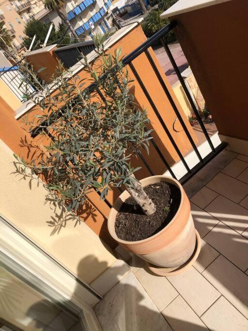Casa Porto Turistico Apartment ลิกาตา ภายนอก รูปภาพ